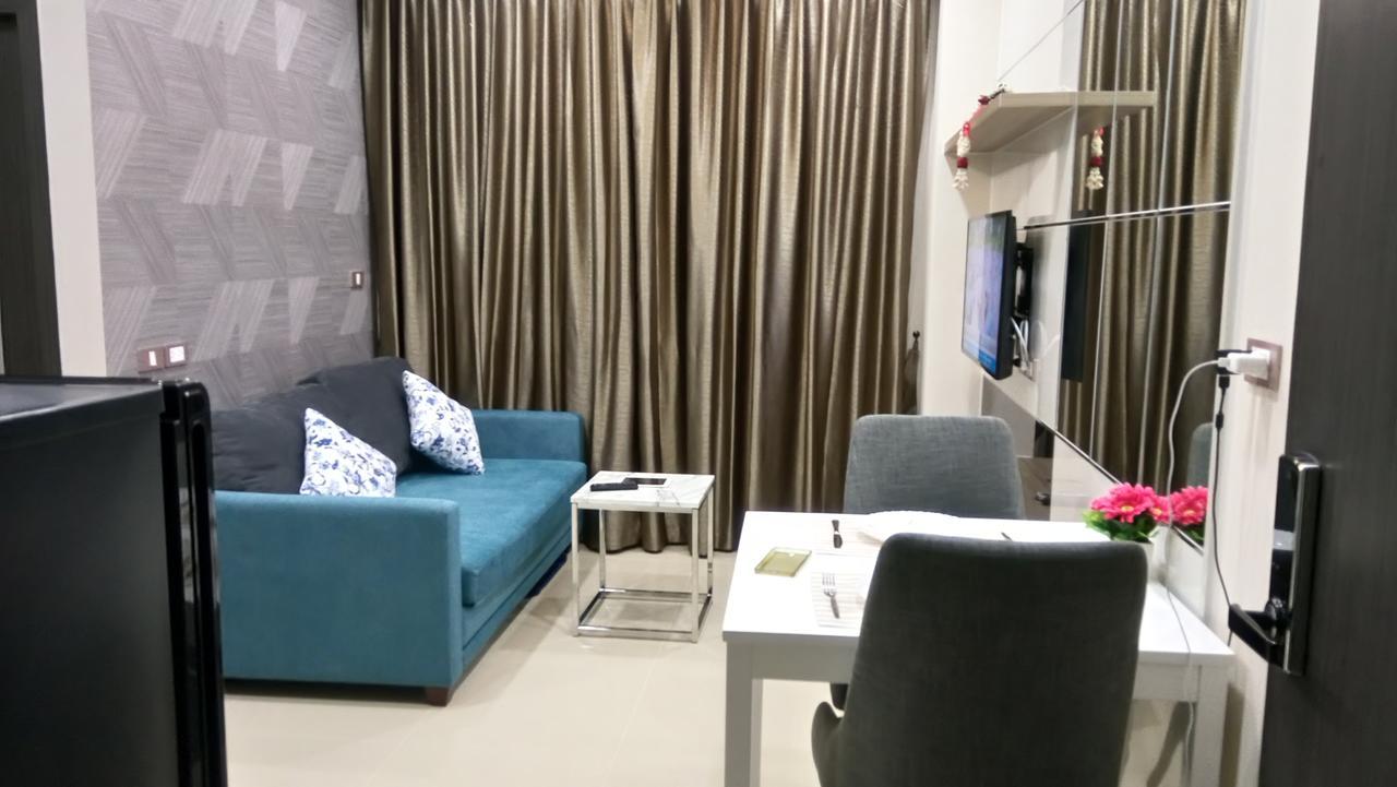 Dusit Grand Condo View Praia de Jomtien Exterior foto