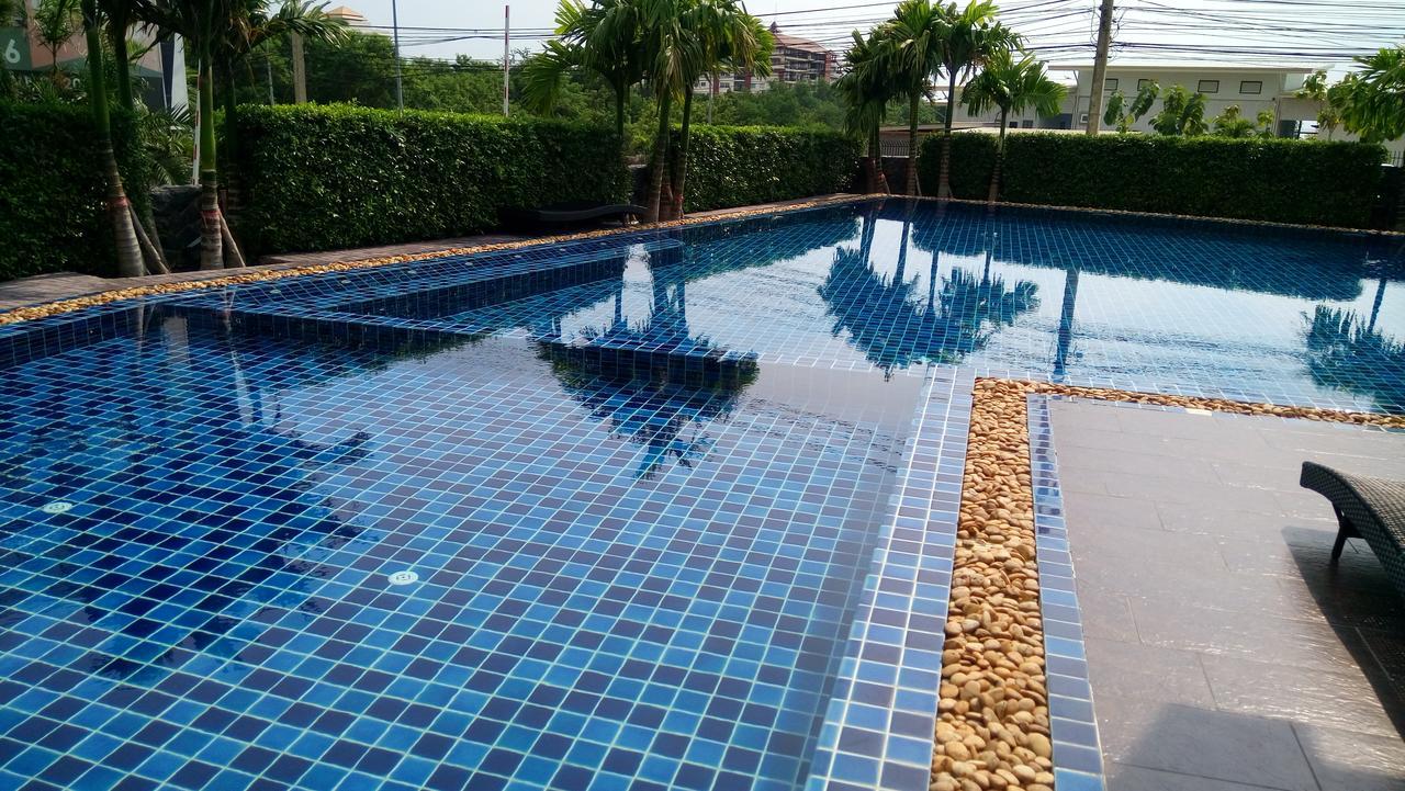 Dusit Grand Condo View Praia de Jomtien Exterior foto