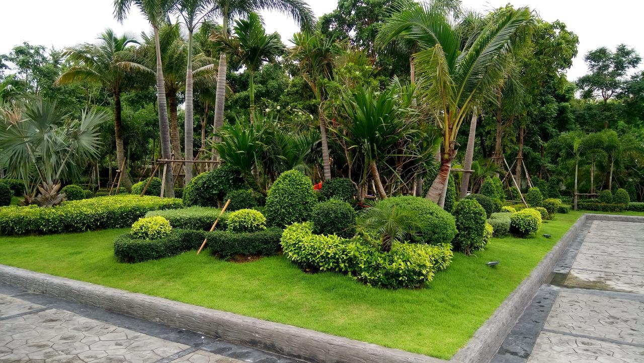 Dusit Grand Condo View Praia de Jomtien Exterior foto
