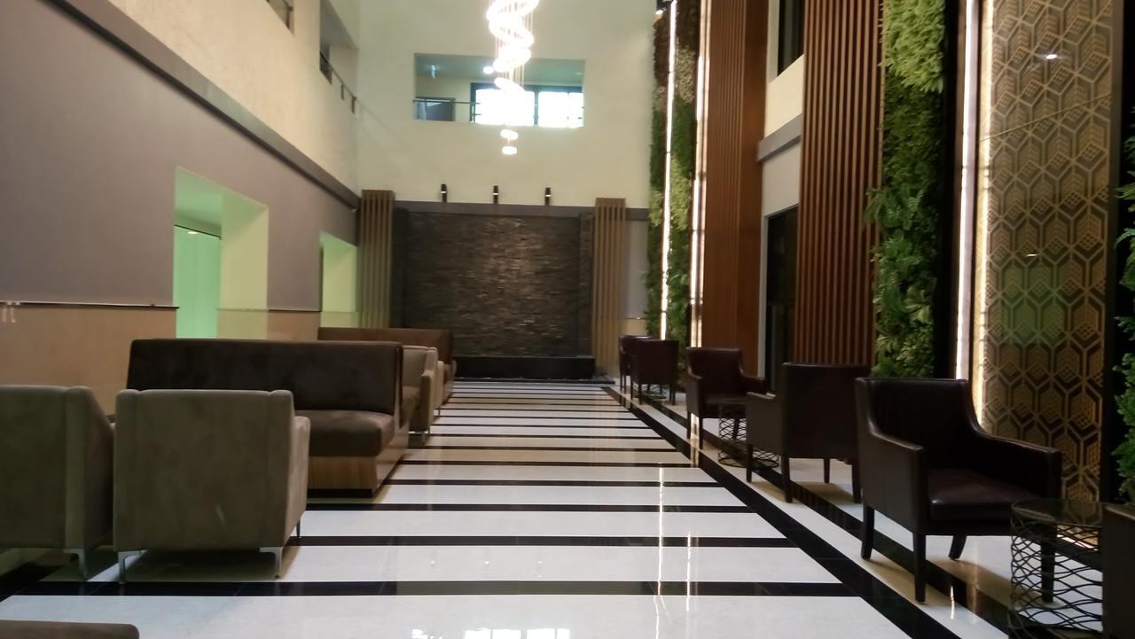 Dusit Grand Condo View Praia de Jomtien Exterior foto